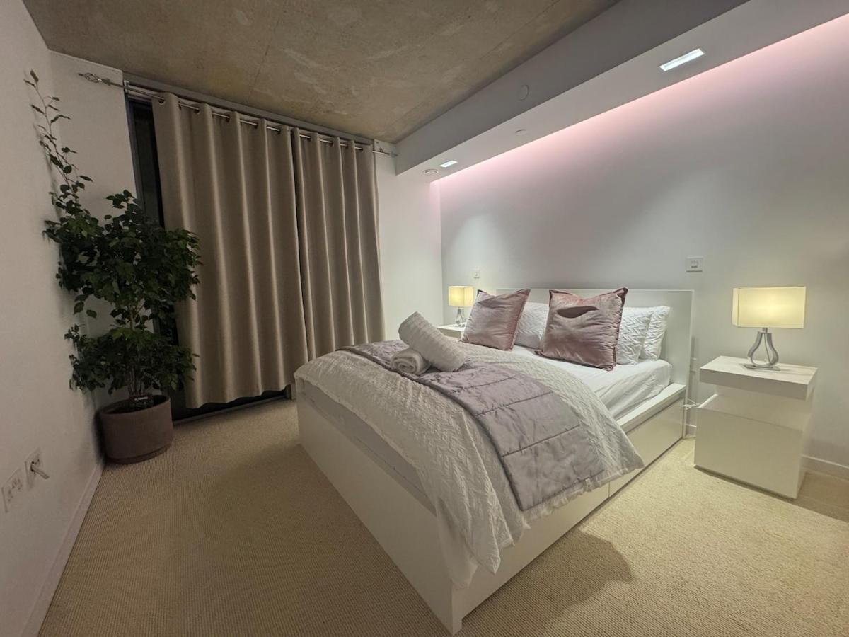 Luxury 1 Bedroom Apartment In London Exterior foto